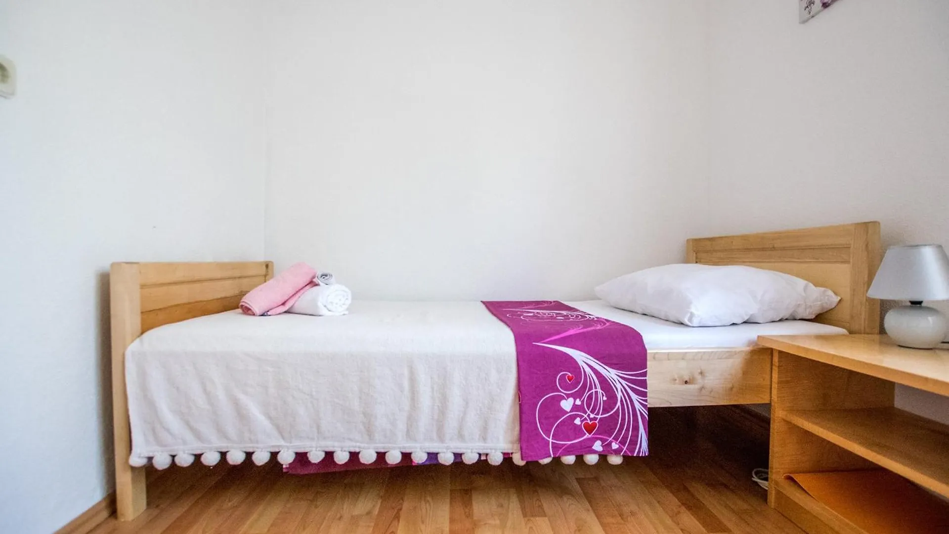 Apartments Lika Seline